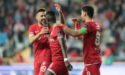 Antalya derbisinde gülen taraf Antalyaspor oldu