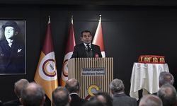 Başkan Dursun Özbek: Rakiplerimiz, futbolun sahada oynanması dışında Galatasaray'ın her şeyi ile uğraşmaya başladı