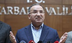 Bozdağ: Seccadeye ayakkabılarıyla basarak kirletmek Sayın Kılıçdaroğlu'na yakışmamıştır