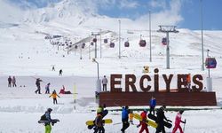 Erciyes'te kayak sezonu devam ediyor