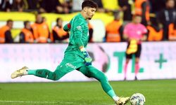 Fenerbahçe kalecisi Altay Bayındır ameliyat edilecek