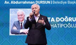 Nihat Hatipoğlu Sultangazililerle Bir Arada