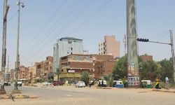 Sudan'da ordu ile Hızlı Destek Kuvvetleri arasında silahlı çatışmalar başladı