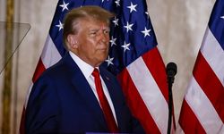 Trump, partisinden en yakın rakibi DeSantis'i seçimlerde aday olmaması yönünde uyardı