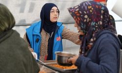 Türkiye'deki deprem bölgesinde DİTİB her gün yaklaşık 16 bin kişiye iftar ve sahur veriyor