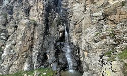 Ağrı'daki Bintosun Şelalesi keşfedilmeyi bekliyor