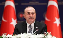 Bakan Çavuşoğlu'ndan "Rusya-Ukrayna Savaşı: Türkiye'nin Çabaları" paylaşımı