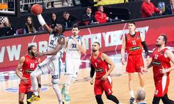 Türk Telekom Basketbol Takımı'ndan tarihi başarı