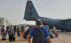 Sudan ordusu, HDK'yi Türk tahliye uçağına saldırmakla suçladı