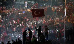 Cumhurbaşkanı Erdoğan'ın seçim zaferi yurt genelinde kutlanıyor