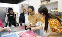 Arnavutköy Kadın Kültür ve Sanat Merkezi’nde atölye çalışmaları yapıldı