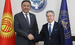 Kırgızistan Dışişleri Bakanı Kulubayev, TDT Genel Sekreteri Ömüraliyev ile görüştü