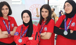 Diyarbakırlı kız öğrenciler hazırladıkları turizm projesiyle TEKNOFEST'te ikinci oldu