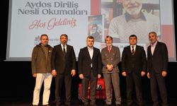 Mim Kemal Öke Sultanbeyli’de gençlerle buluştu