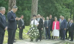 Bosna Savaşı'ndaki "Kapiya Katliamı"nın 28'inci yılında öldürülen 71 kurban anıldı
