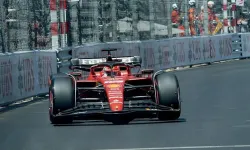 F1'de Norris'i engelleyen Ferrari pilotu Leclerc'e üç sıra ceza