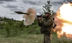 Donetsk'te görevli Ukraynalı askerler yoğun savaş eğitiminden geçiriliyor