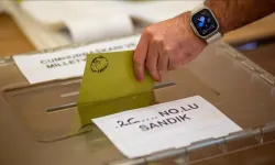 Yurt dışı ve gümrüklerde şu ana kadar yaklaşık 1 milyon 600 bin seçmen oy kullandı