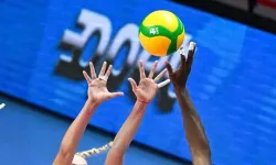 VakıfBank Kadın Voleybol Takımı, sezonu iki kupayla kapatmanın peşinde