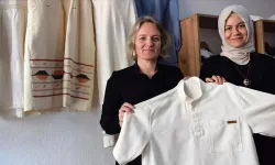 Bilecik'te kadınlar, asırlık Lefke bezinden gömlek üretiyor