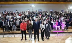 Cumhurbaşkanı Erdoğan, Rami Kütüphanesi'nde gençlerle buluştu