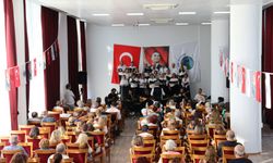 Türk Halk Müziği korosundan muhteşem konser