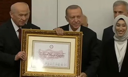 Cumhurbaşkanı Erdoğan mazbatasını aldı