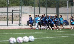 Grubunu şampiyon tamamlayan Vanlı kadın futbolcular 2. lig hedefine odaklandı