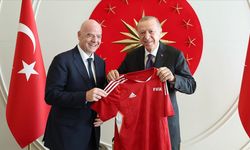 Cumhurbaşkanı Erdoğan, FIFA Başkanı Infantino ve UEFA Başkanı Ceferin'i kabul etti