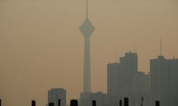 İran’da toz fırtınası nedeniyle hastaneye kaldırılanların sayısı 750’yi geçti