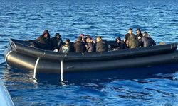 Yunanistan'da düzensiz göçmenleri taşıyan teknenin alabora olması sonucu 17 kişi öldü