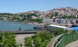 Zonguldak'ta kuru yük gemisinin altında mayın olduğu iddiası ekipleri harekete geçirdi