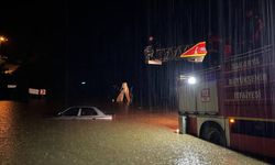 Sakarya'da sağanak taşkınlara neden oldu