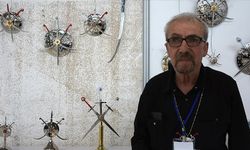 Bursalı kılıç ve bıçak ustası 73 yıllık meslek hayatına 100 sergi sığdırdı