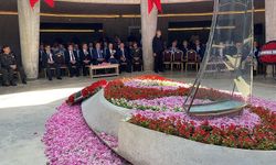 Dokuzuncu Cumhurbaşkanı Süleyman Demirel mezarı başında anıldı