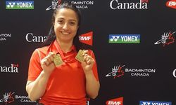 Milli para badmintoncu Emine Seçkin, Kanada'da 2 altın madalya kazandı