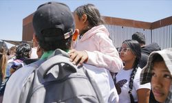 California'ya gönderilen düzensiz göçmenler Newsom ile DeSantis arasında gerginliği arttırdı