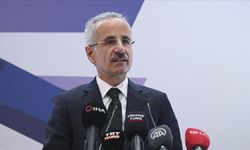 Bakan Uraloğlu: Milli hızlı trenimizi 2025'te yolcu taşımacılığına kazandırmayı hedefliyoruz