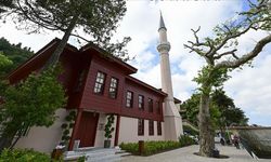 Cumhurbaşkanı Erdoğan'dan Vaniköy Camisi fotoğraflı cuma mesajı