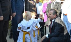 Bakan Osman Aşkın Bak, öğrencileri GSB Spor Okulları'na davet etti