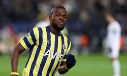 Fenerbahçe'den ayrılan Valencia, Brezilya ekibi Internacional'e transfer oldu