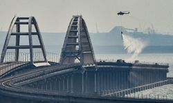 Rusya: Yakıt deposuna yapılan saldırı sonrasında Kırım köprüsü kapatıldı