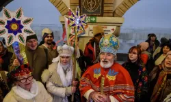 Ukrayna, Rusya'dan uzaklaşma amacıyla Noel gününü Ocak'ı 25 Aralık'a taşıdı