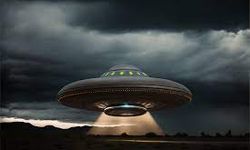 ABD, Yıllardır UFO'ları Gizliyor Mu? Gizemli Olaylar Yeniden Gündemde