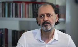Müzisyen Yücel Arzen: "Madımak'ta yakılan aslında Türkiye'dir, Başbağlar'da kurşunlanan da aslında Türkiye'dir"