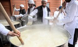 Sümbül Efendi Merkez Tekkesi'nde 5 bin kişilik aşure kaynatıldı