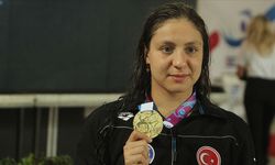 Milli yüzücü Merve Tuncel, Gençler Avrupa Şampiyonası'nda altın madalya kazandı