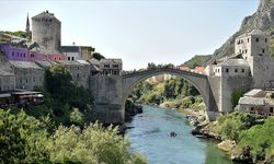 Bosna Hersek'teki Osmanlı mirası Mostar Köprüsü'nün yeniden açılmasının 19'uncu yılı