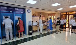 Özbekistan'da cumhurbaşkanı erken seçimi için oy kullanma işlemi başladı