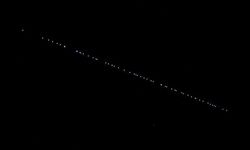 Araştırma: SpaceX'in Starlink uyduları "istenmeyen" elektromanyetik radyasyon yayıyor